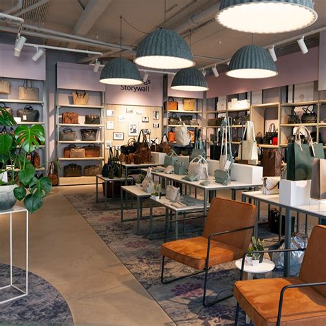 travelbags zwolle openingstijden